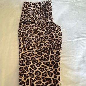 Black & leopard leggings size 14/16